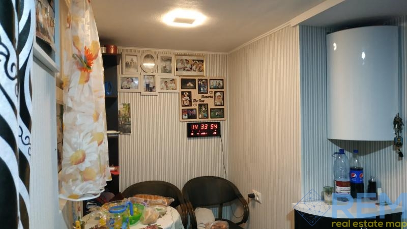 продажа коммунальной квартиры номер A-174777 в Приморском районе, фото номер 6